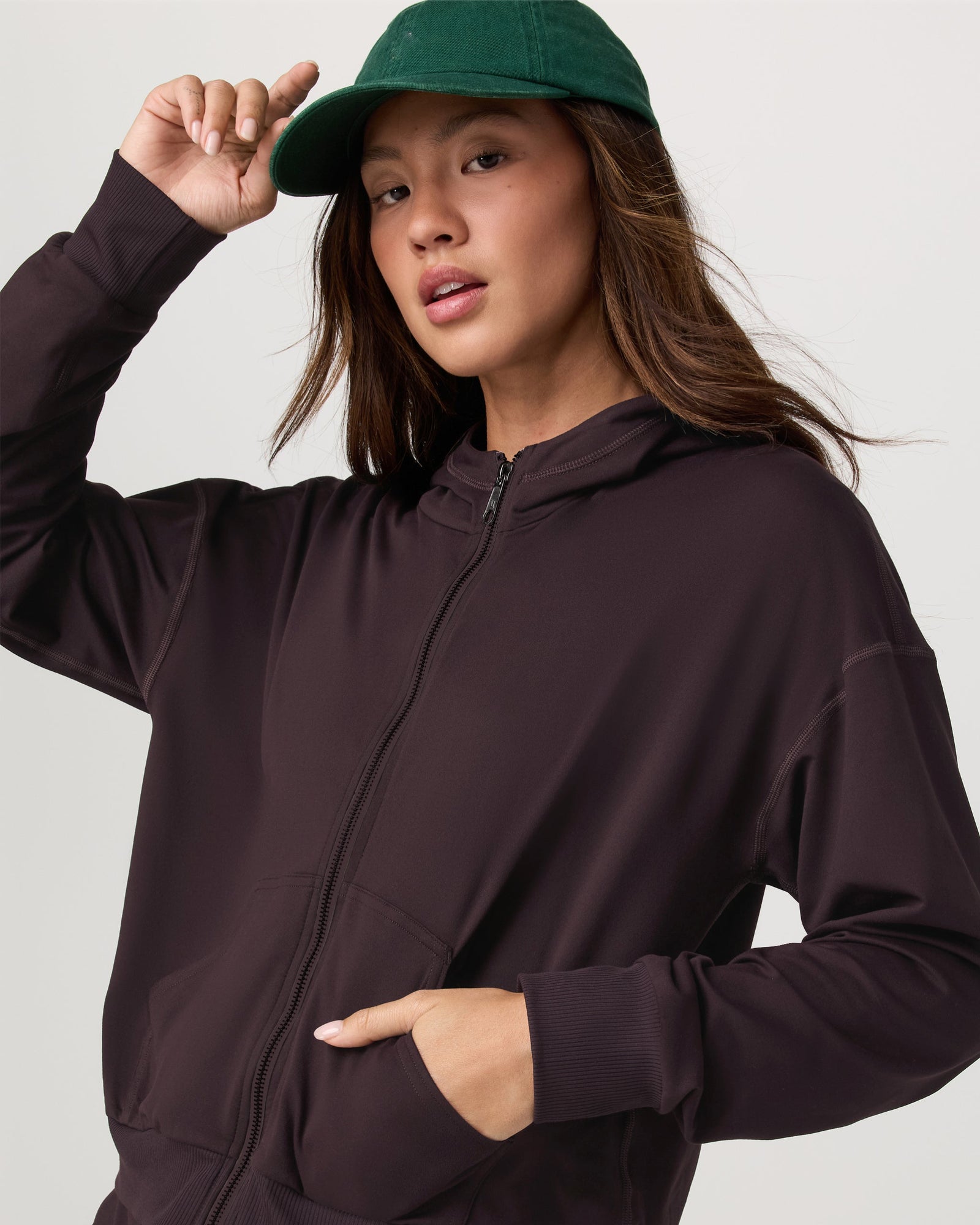 Halo full-zip modern hoodie (Raisin)