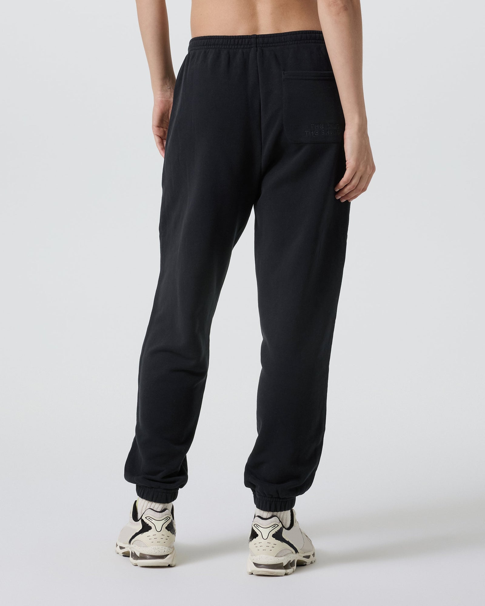 Essential jogger pant