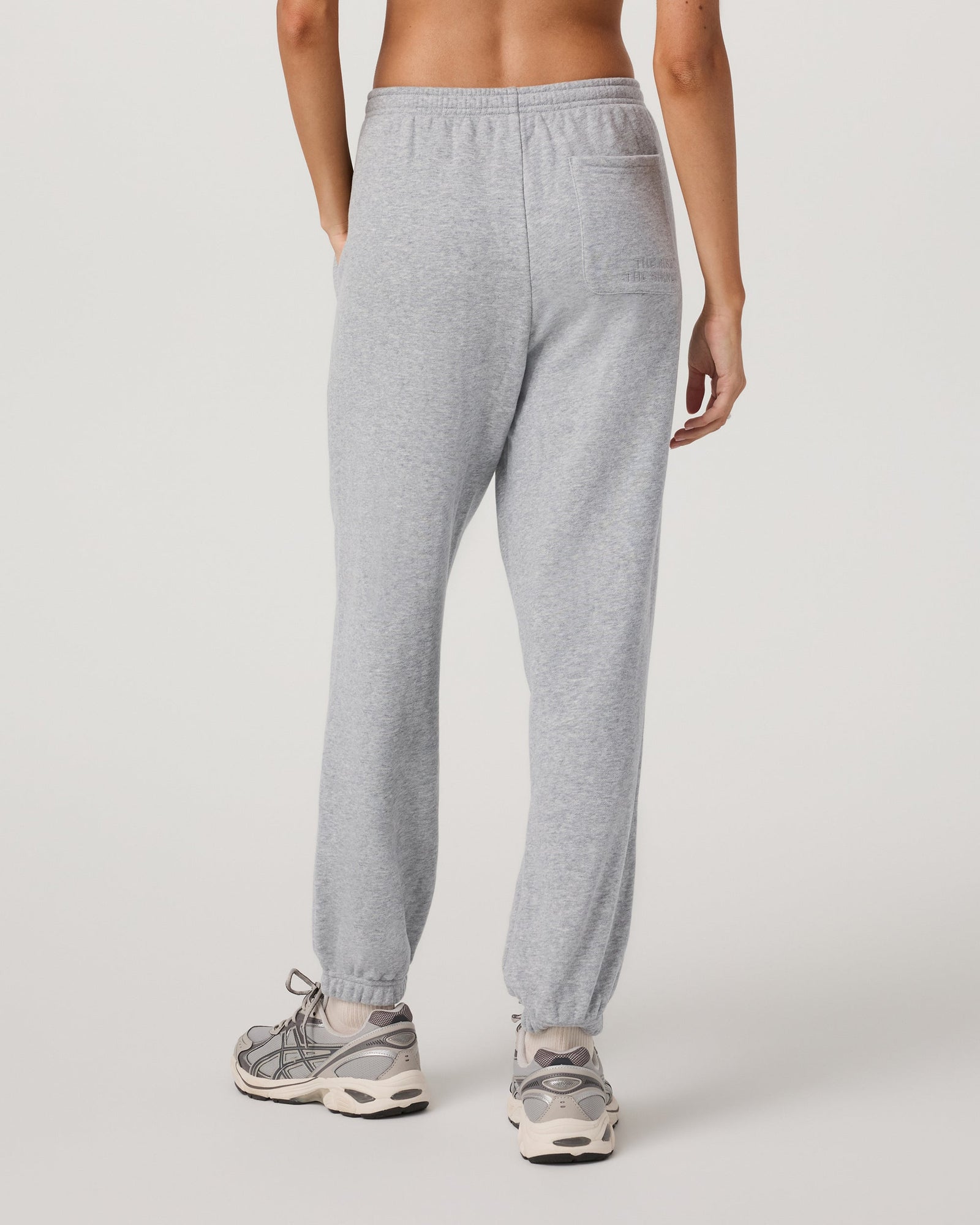 Essential jogger pant