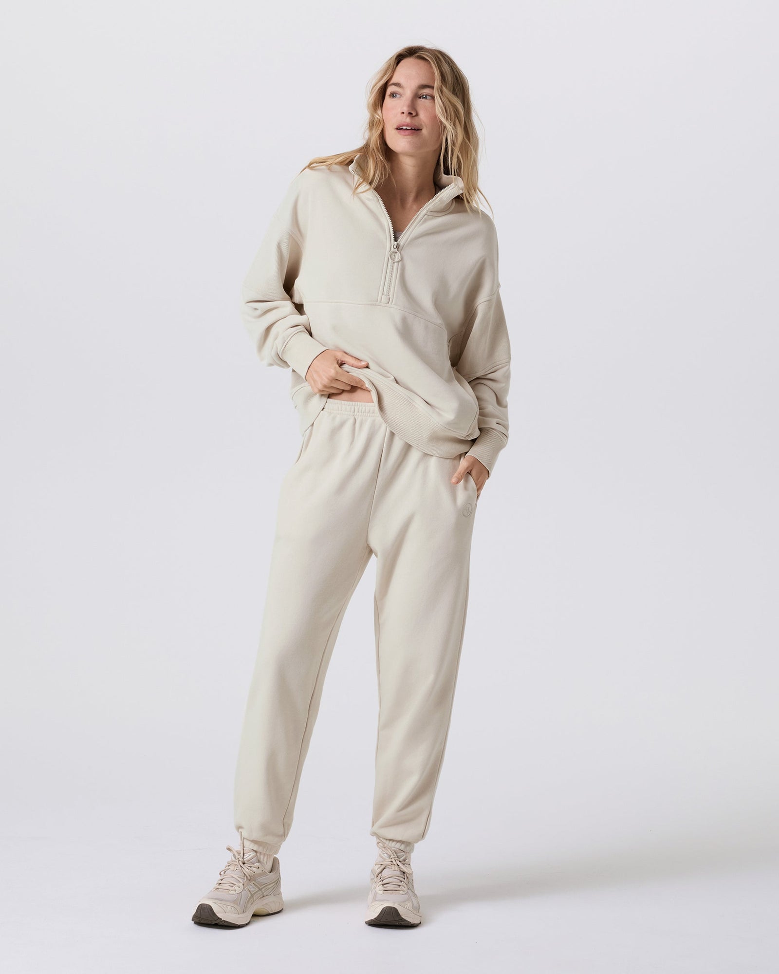 Essential jogger pant