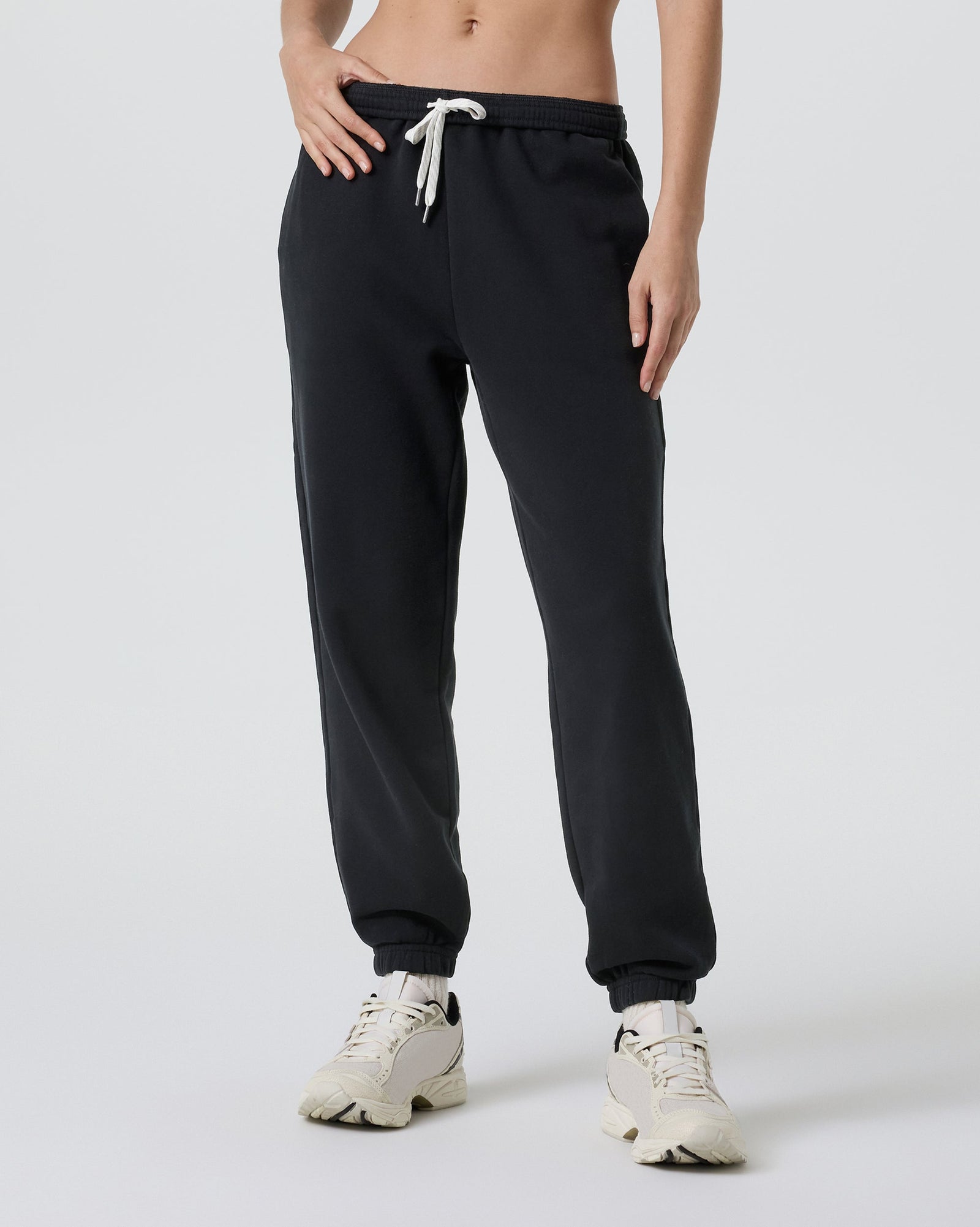 Essential jogger pant